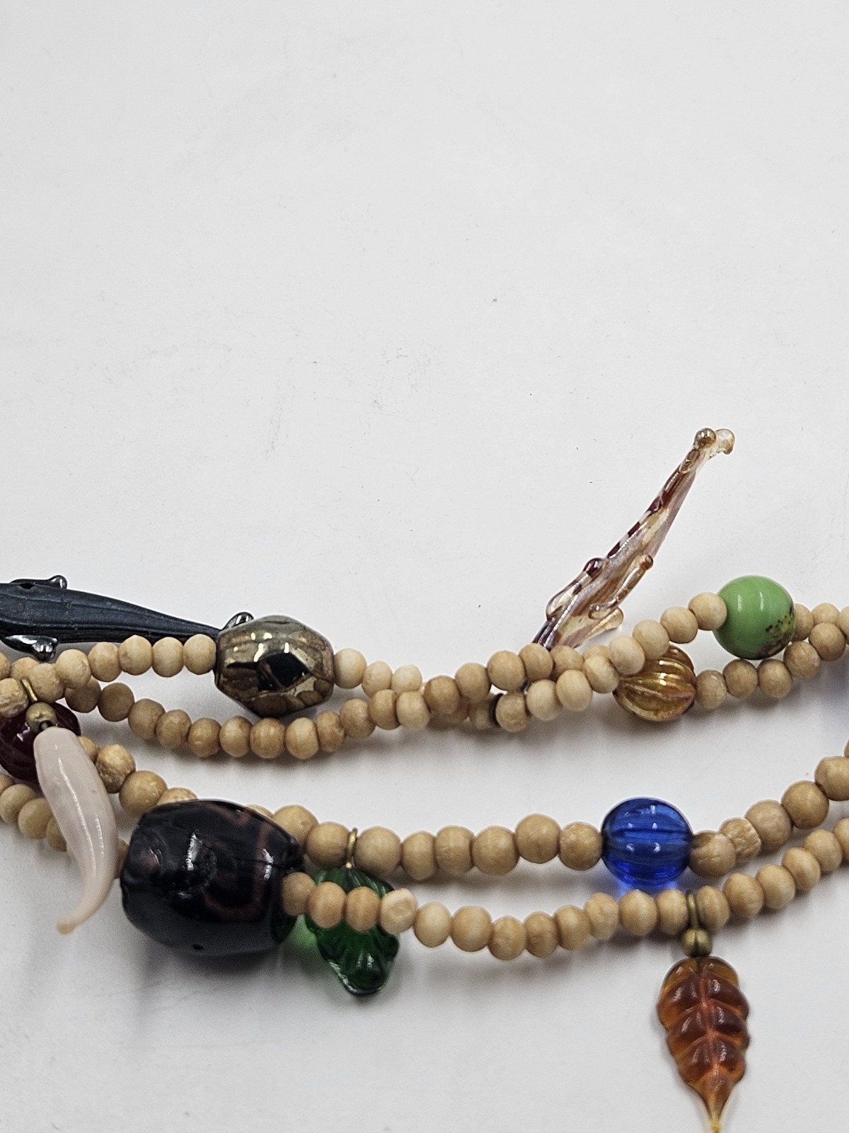 4-strand Fetish Beaded Necklace with branch coral art glass Multicolor