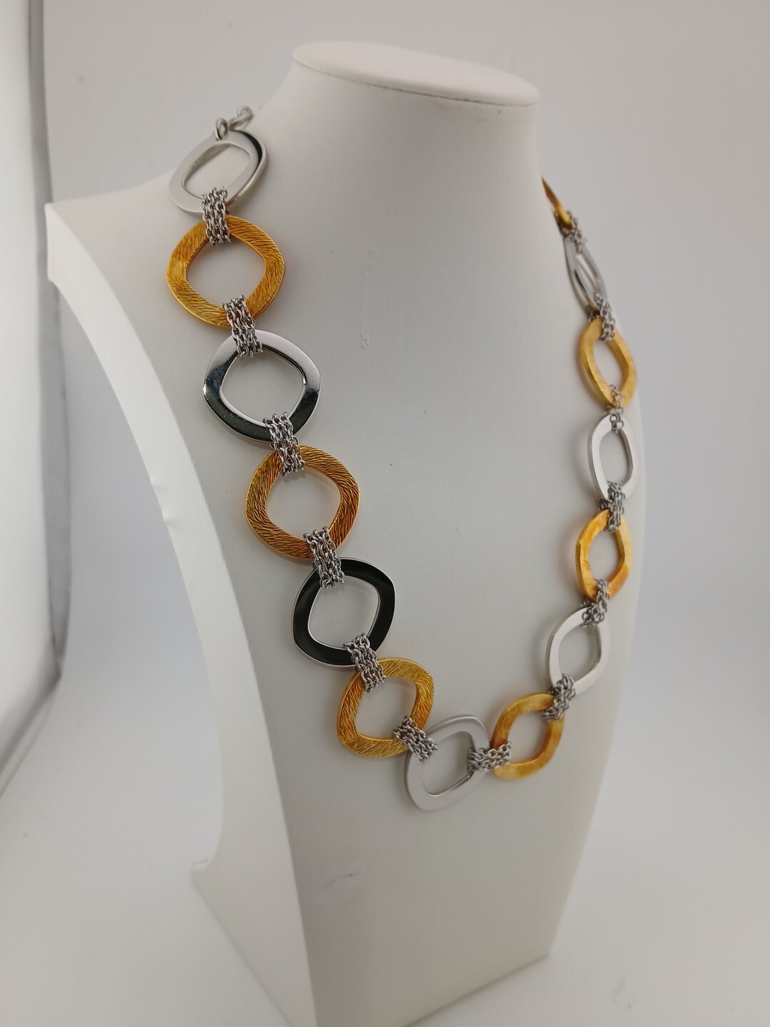 QVC ” Steel by Design ” Textured Smooth tri color Open Square Links Necklace