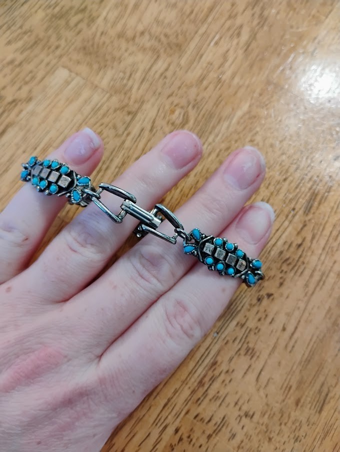 Unique 8 inch bracelet