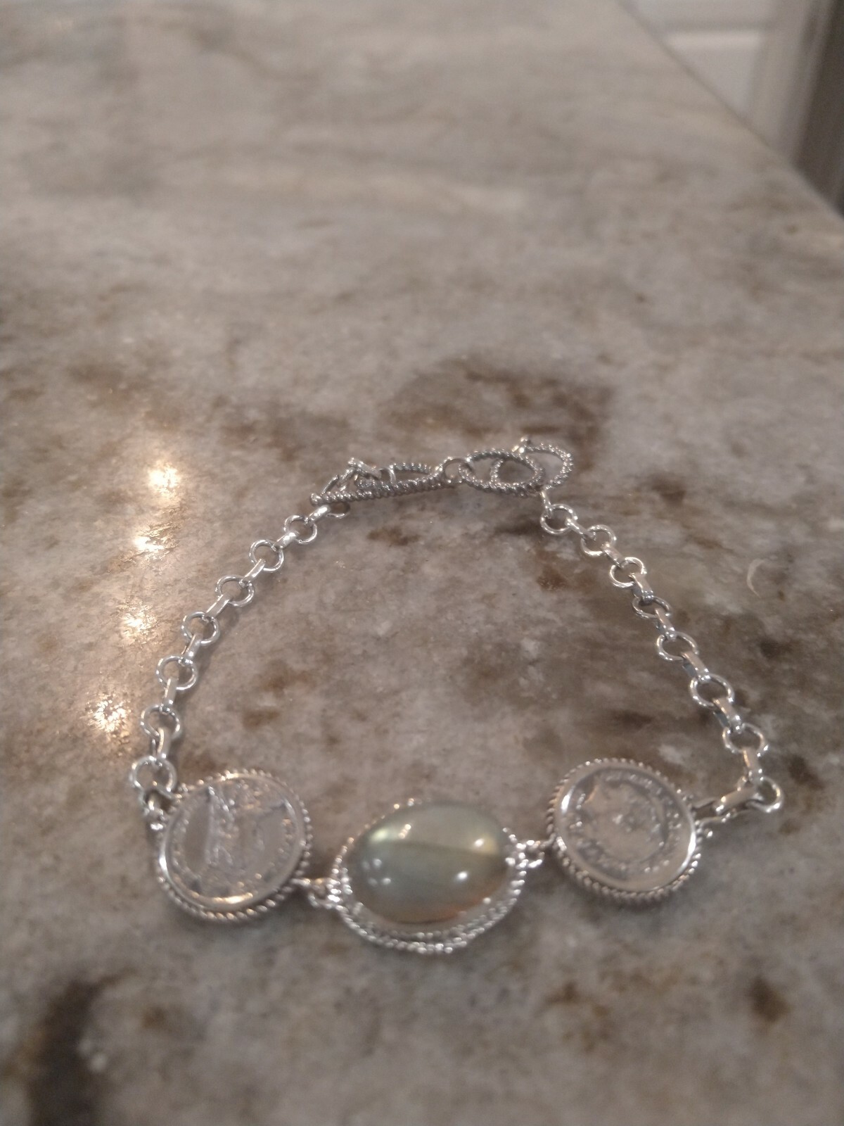 7.0 TCW Malagasy Labradorite&Coin Bracelet/SSilver (7.25 In) (9.85 gms Silver))