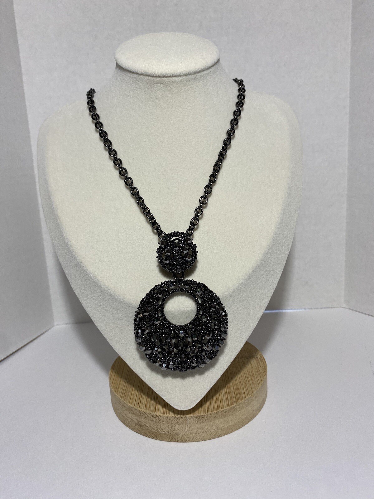 Gun Metal Grey Necklace With Black Rhinestone Pendant 35 Inches.