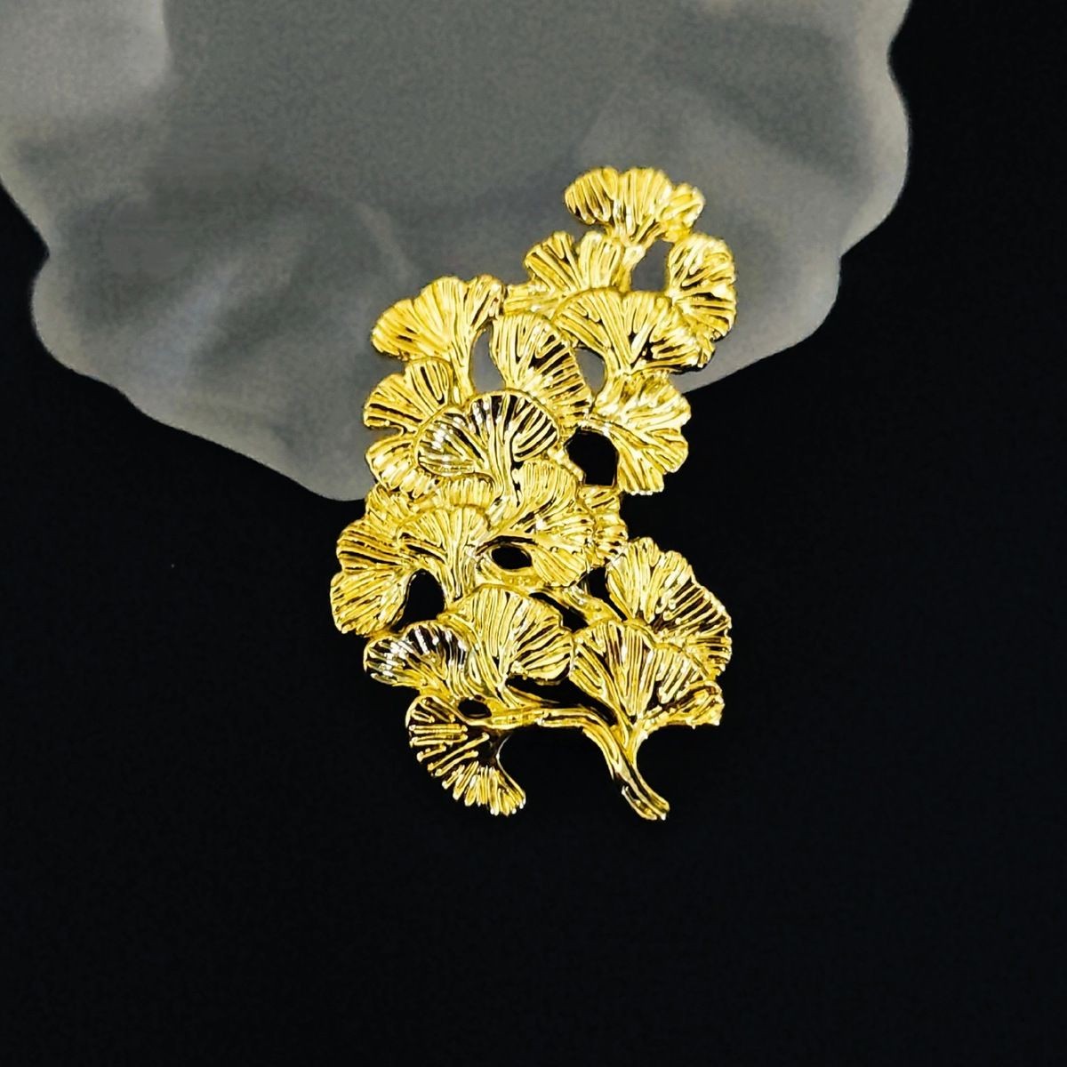 Ginkgo Leaf Brooch Chinese Style Vintage Pin Sweater Coat Dress Jewelry