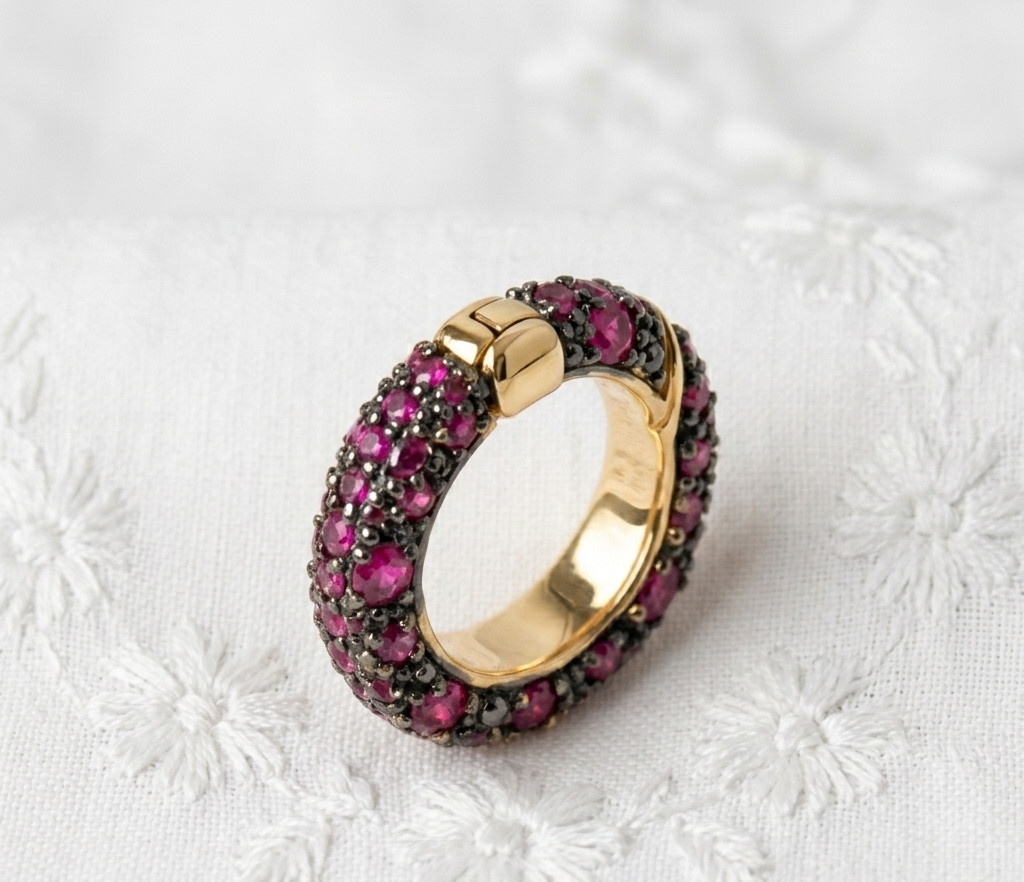 Circle Charm Lock Pendant With CZ Brass Metal Fashion Jewelry for gift
