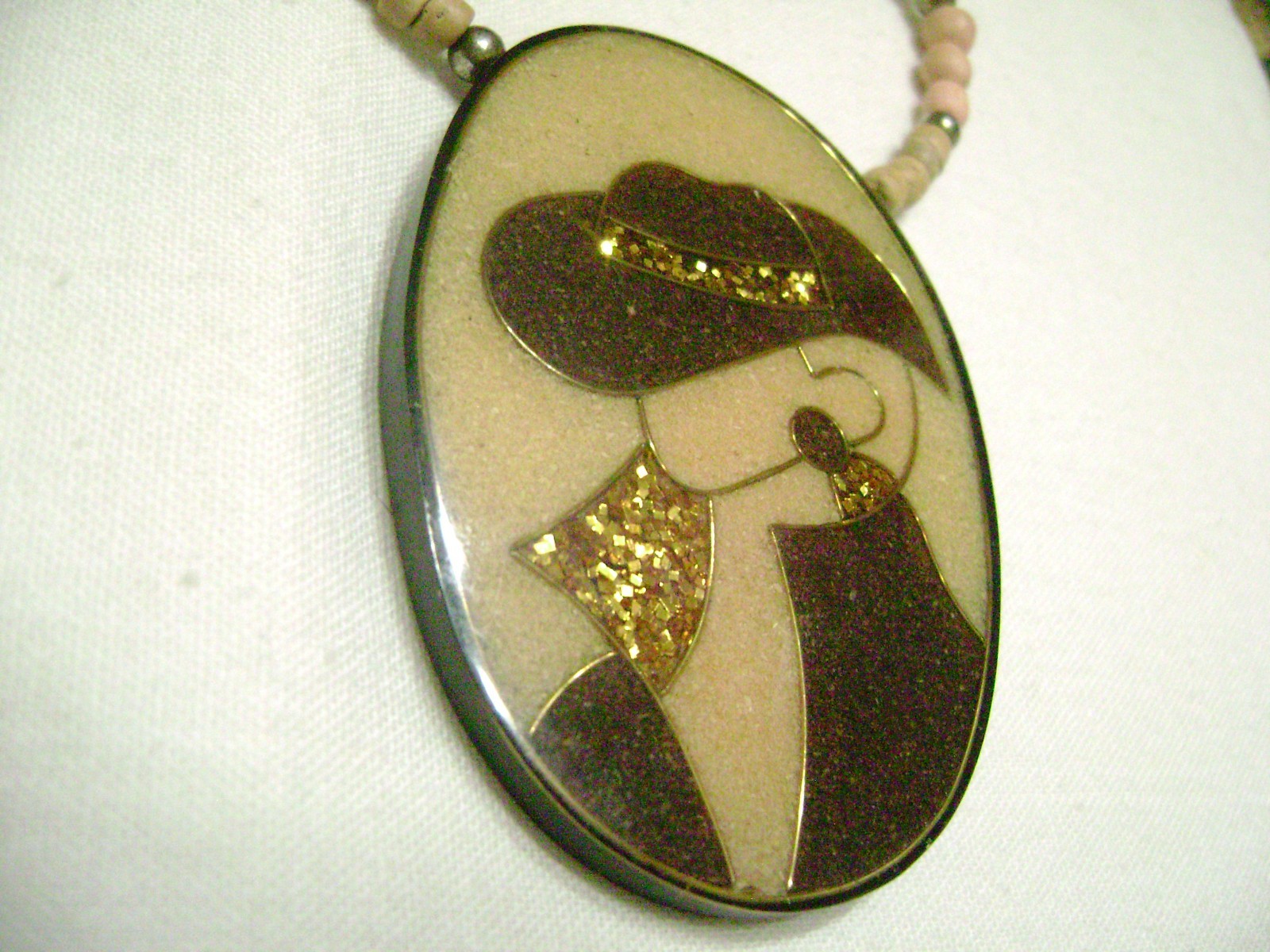 1970s Lee Sands Lady w Hat Mosaic Inlaid MOP Pendant Necklace Assorted Beads