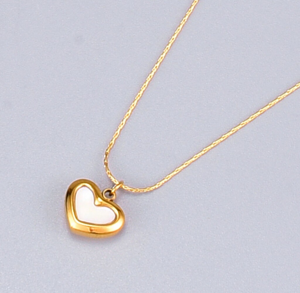 Gold Plated Titanium Stainless Steel Gold Seashell Heart Love Necklace 16-18″