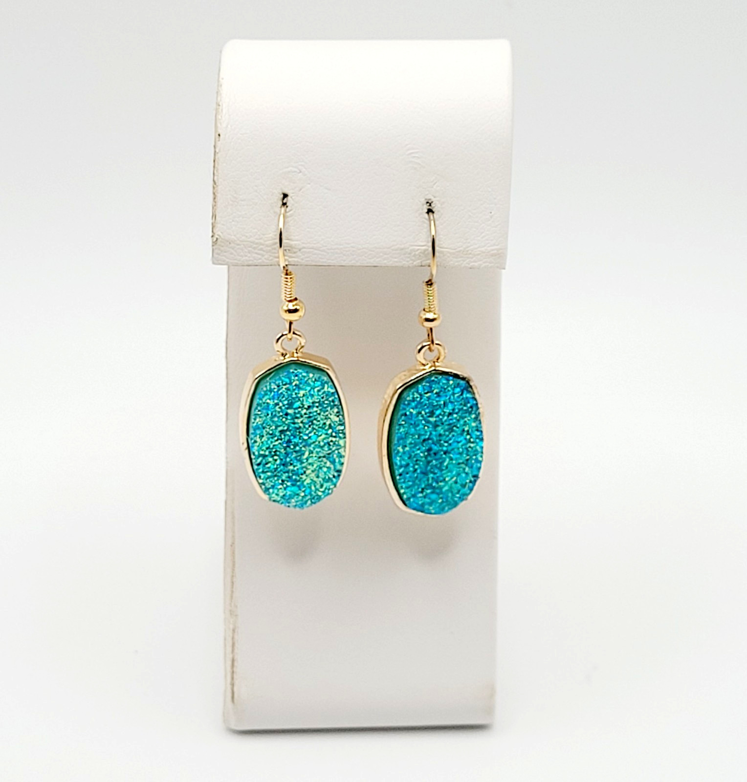 Modern Sparkle Faux Druzy Turquoise Color Gold Tone Pierced Hook Dangle Earrings