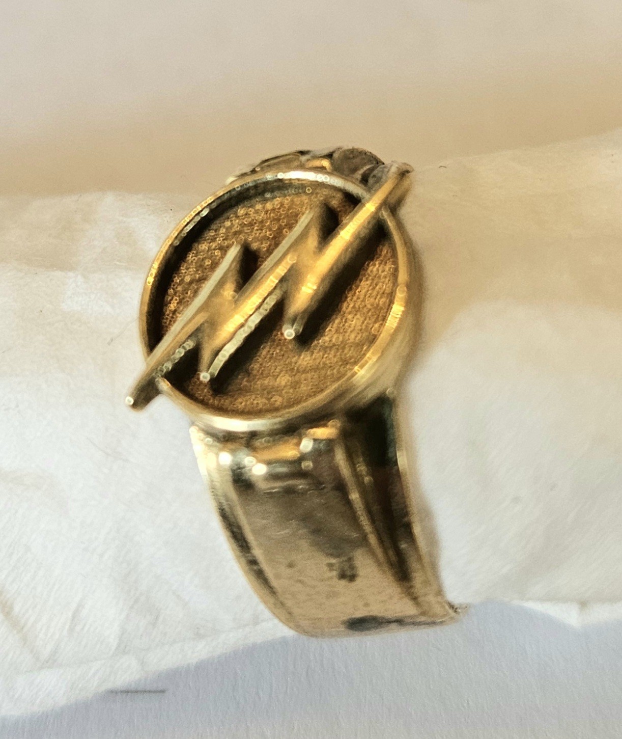 DC Comics The Flash Lighting Bolt Logo Ring Gold Metal Size 9 Cosplay