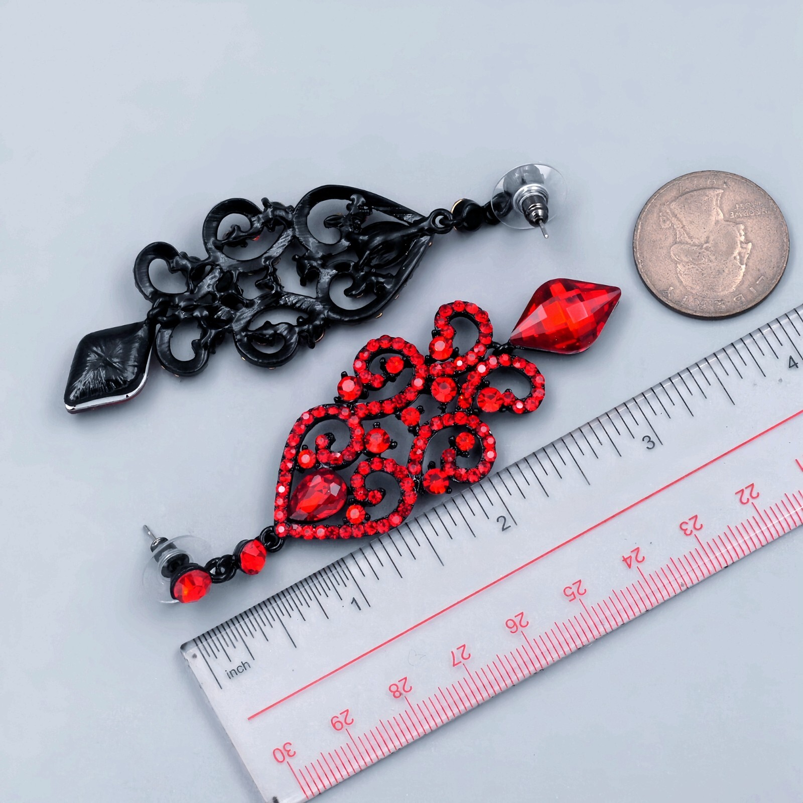 Red Chandelier Dangle Earrings Drop Crystal Rhinestone Art Deco Black Metal 939