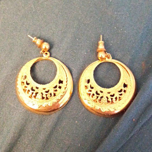 Vintage Estate Gold Plated Dangle Earrings With Filigree