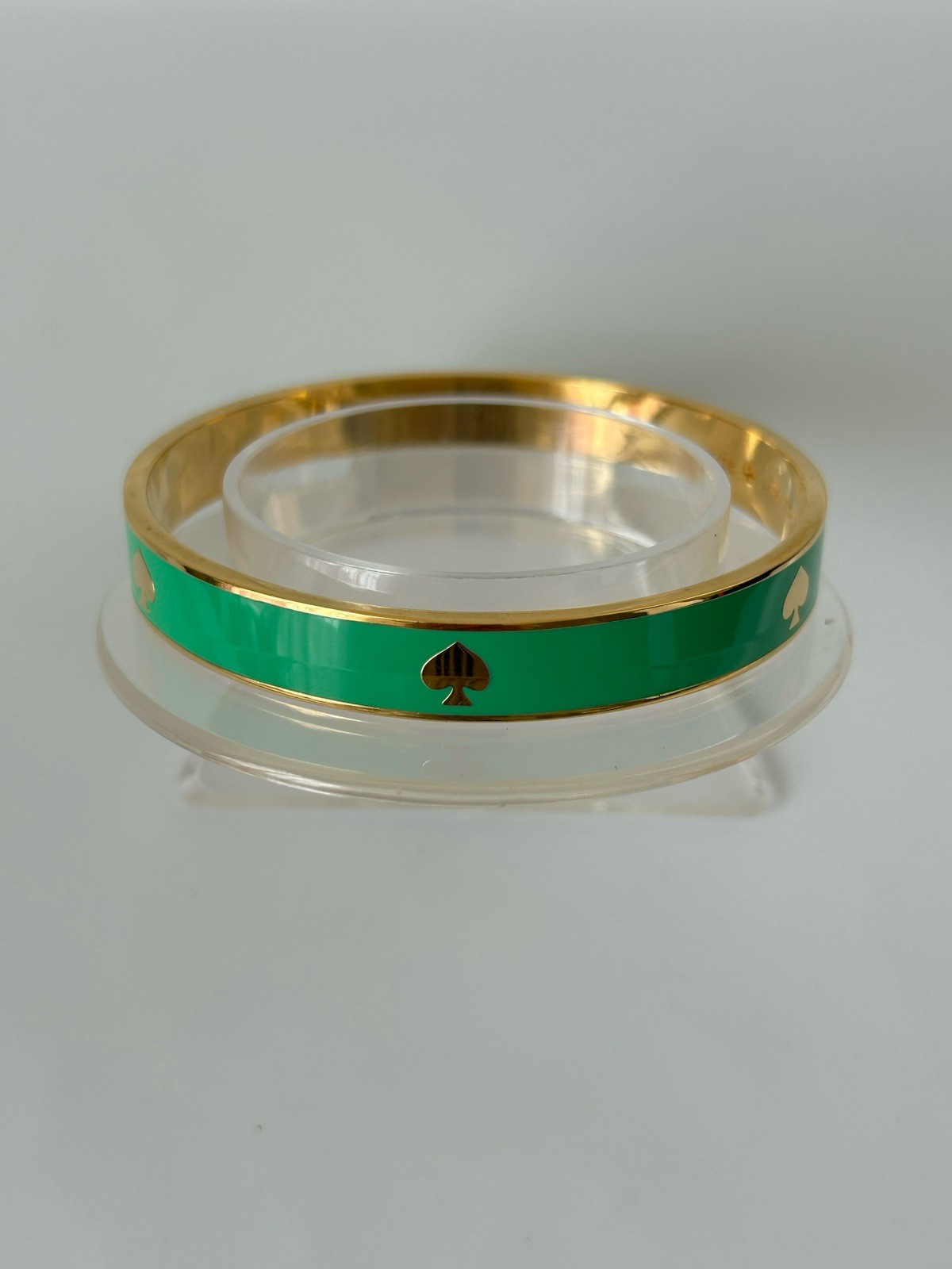 Kate Spade New York Mint Green Enamel Gold Tone Spade Bangle Bracelet 7”