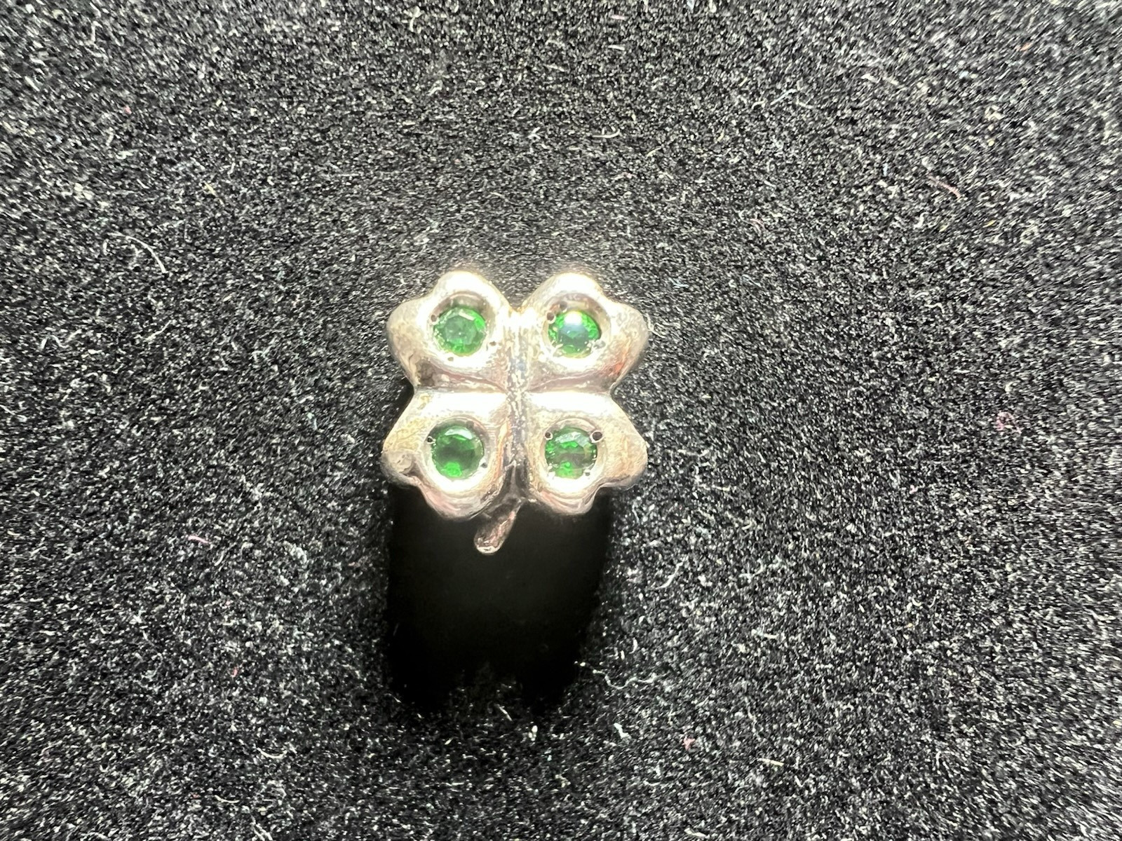 Chamilia Lucky Clover Charm – Sterling Silver with Green Swarovski Crystals