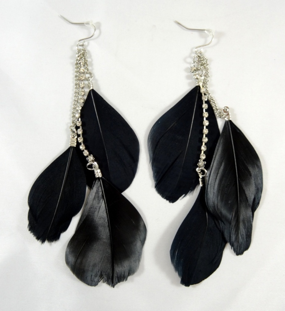 New Pair of Classic Black Authentic 3 Feather Earrings with Rhinestones #E1157