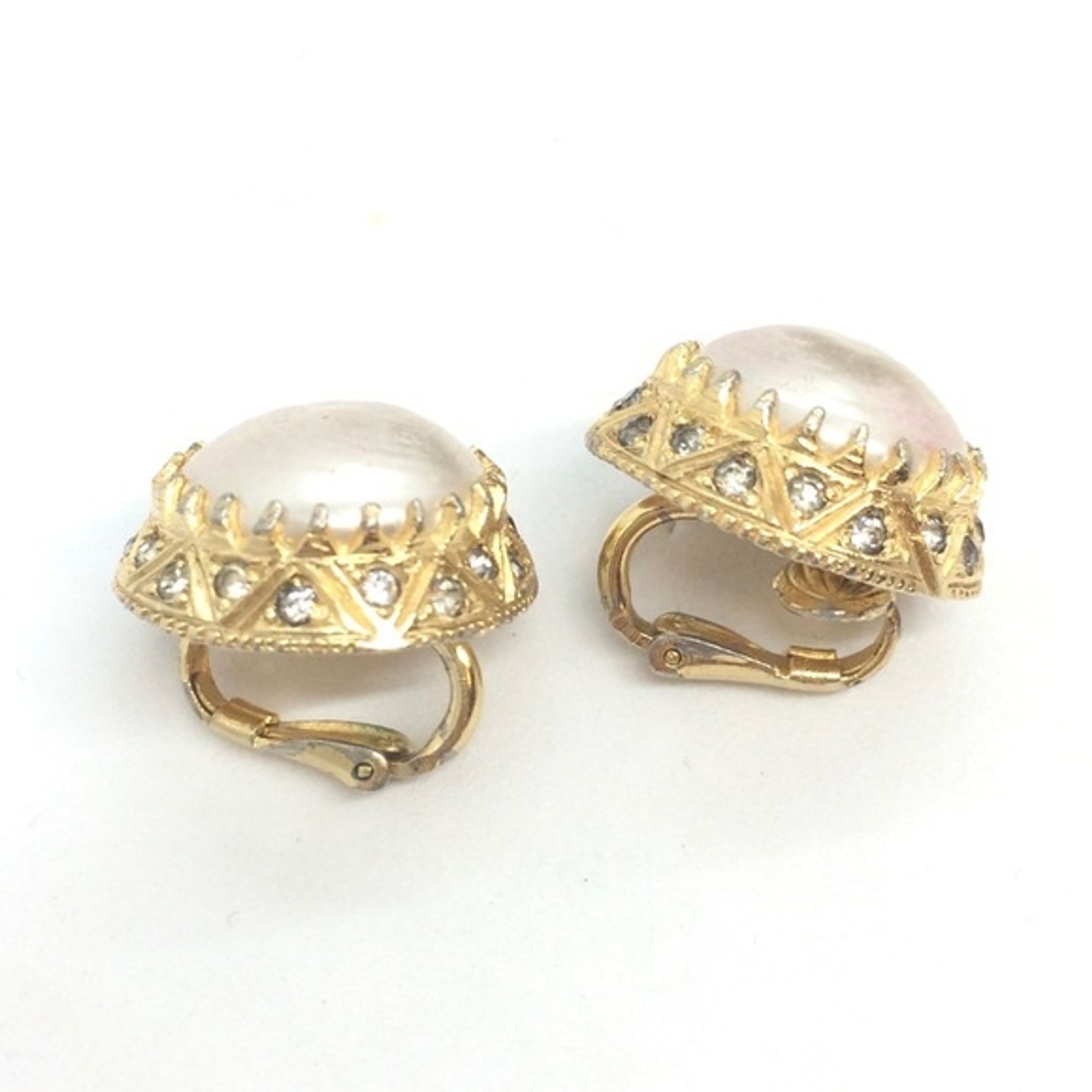 VINTAGE NETTIE ROSENSTEIN CLIP ON EARRINGS FAUX PEARL RHINESTONES GOLD TONE