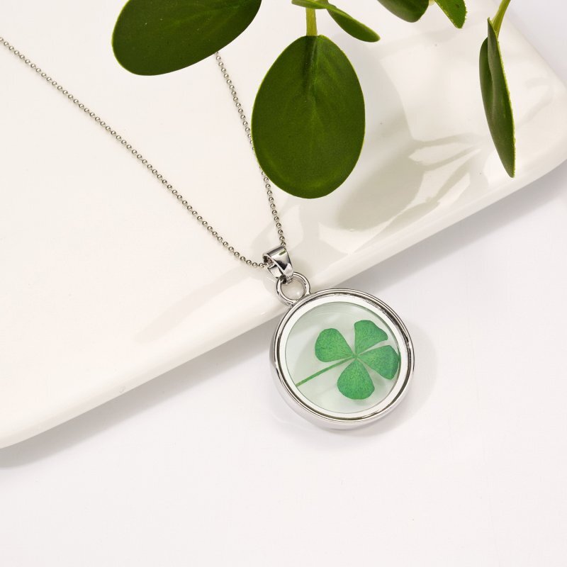 Natural Real Dried Flower Resin Glass Floating Locket Pendant Necklace Jewelry
