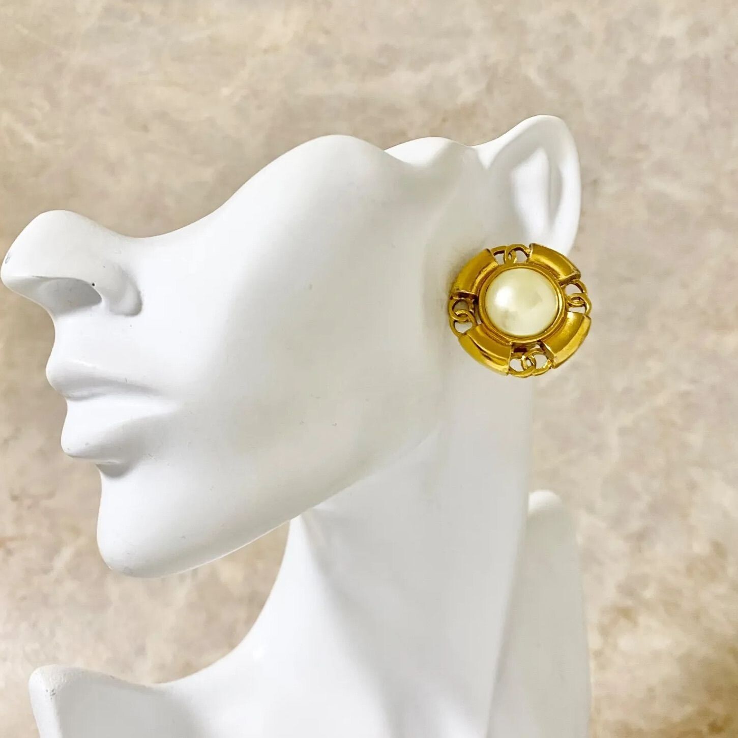 CHANEL Earrings AUTH Coco CC Logo Rare Vintage Gold 94P 4 CC Pearl 3.1cm F/S