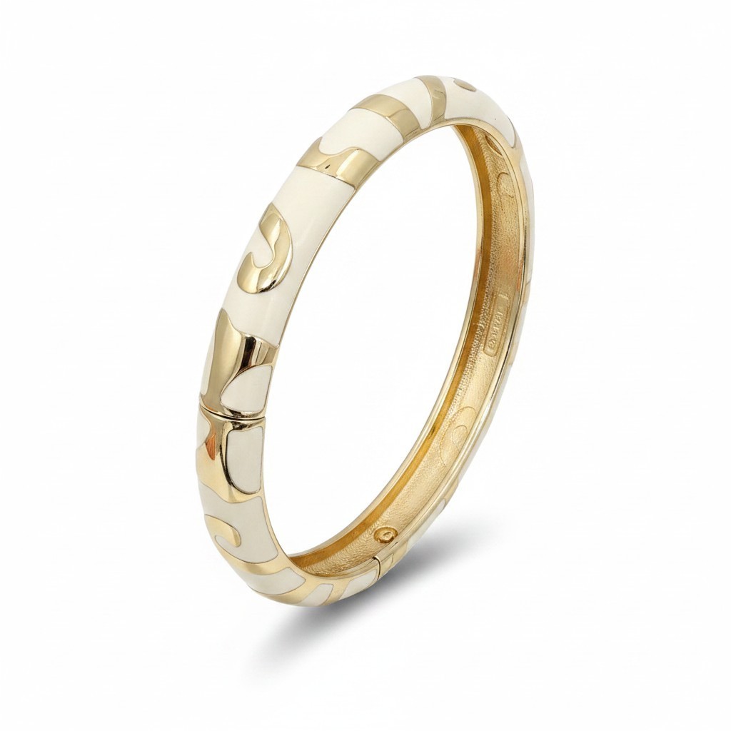 APT.9 Women’s Gold Plated Beige Enamel Hinged Bangle Bracelet NWT MSRP $24
