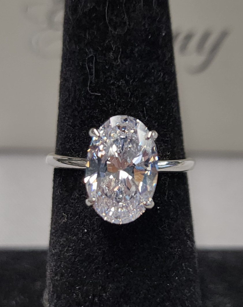 Effiny Elongated Oval Cut Solitaire Cubic Zirconia Ring sz 6.5 Sterling Silver