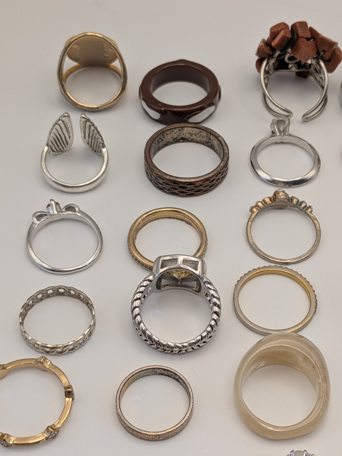 69 Junk/Costume Rings – Various Sizes, Metal, Rhinestones