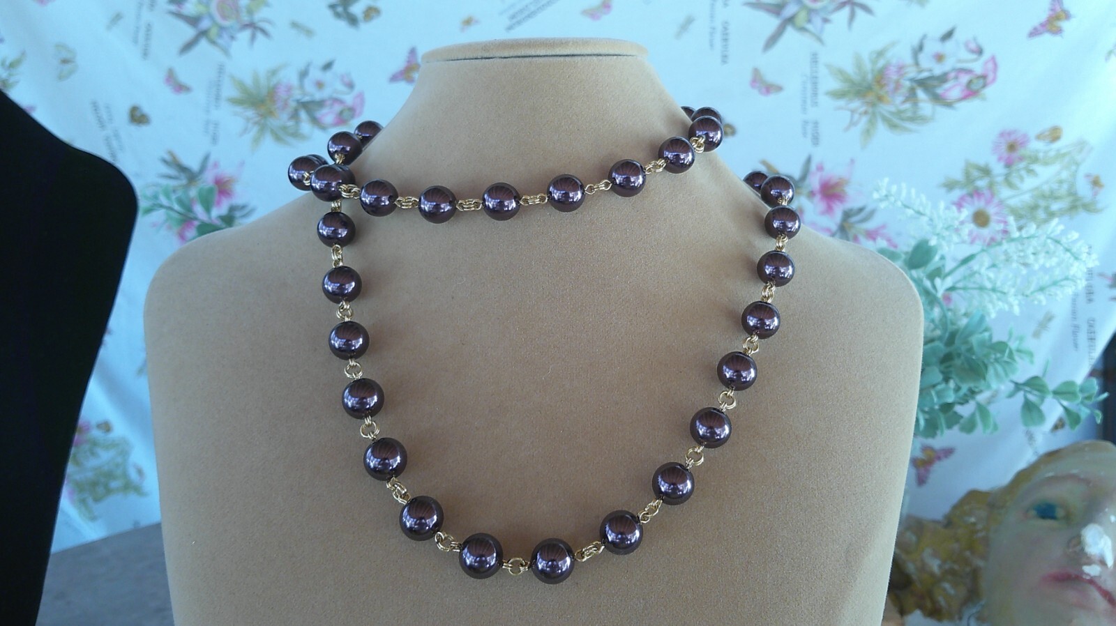 Joan Rivers Purple Faux Pearls w/Toggle Closure with Velvet Dust Bag 36″