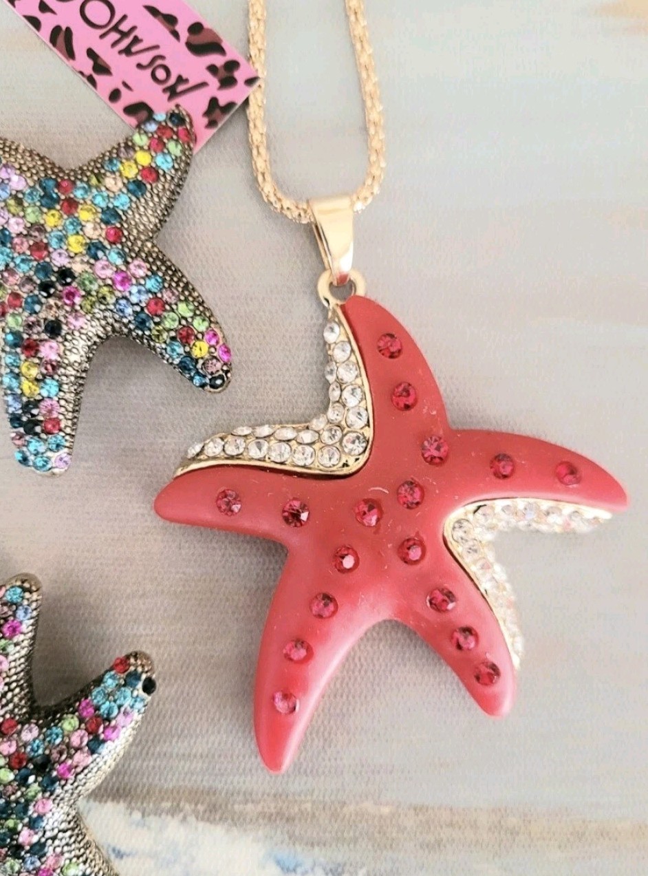 Betsey Johnson Bright RED Acylic/Vinyl Crystal Ocean Starfish Necklace Pendant