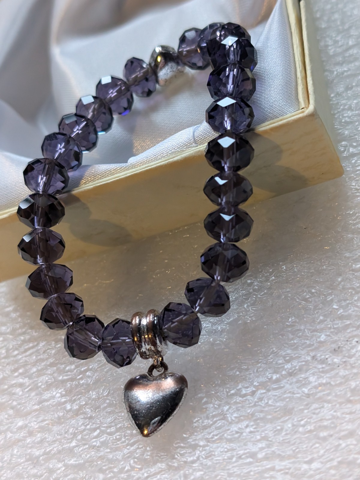 Purple Crystal Elasticated Faux Amethyst Bracelet 30g Love Heart Charm New/ Box