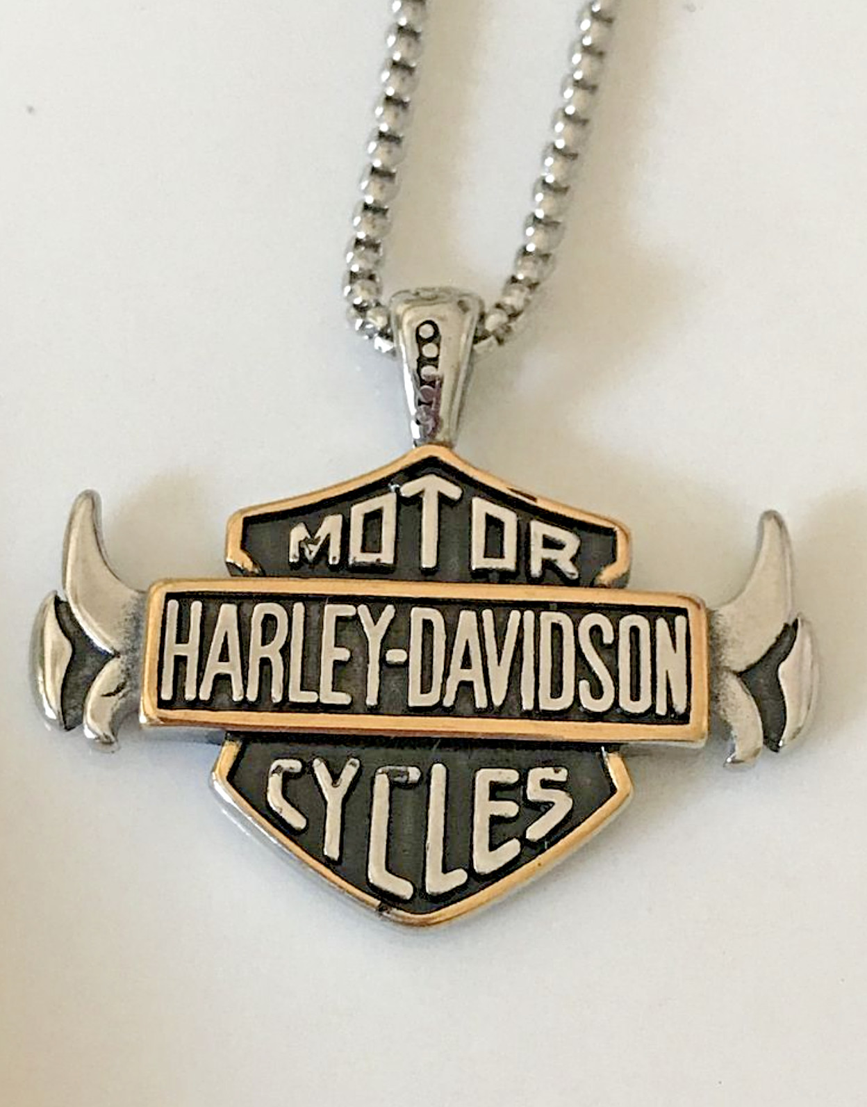 Necklace Harley Davidson Motor cycle Biker V-Neck Pendant with Gift Chain 60 Cm