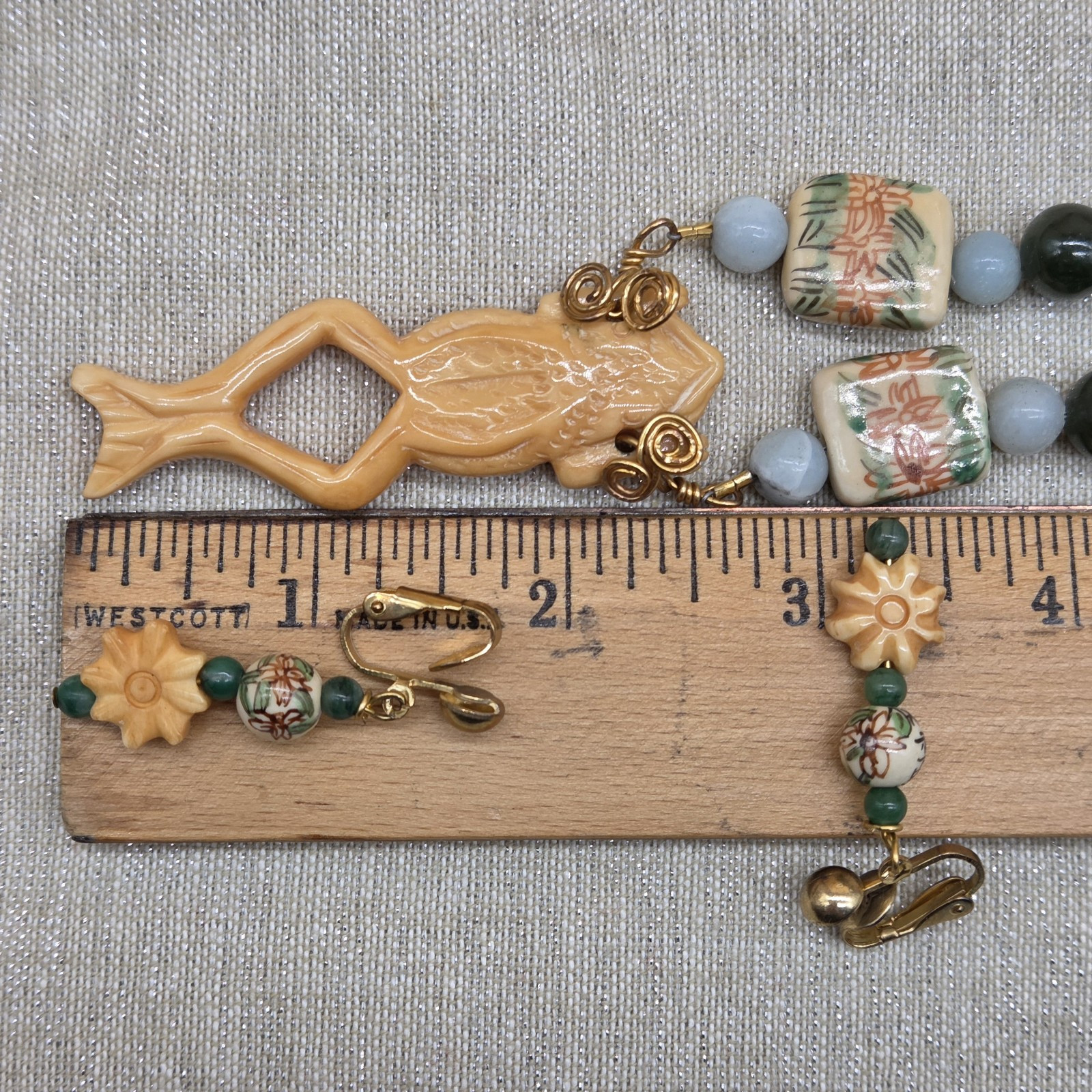Carved Frog/Lizard/Alligator Reversible Jade/Agate Stone Necklace & Earrings