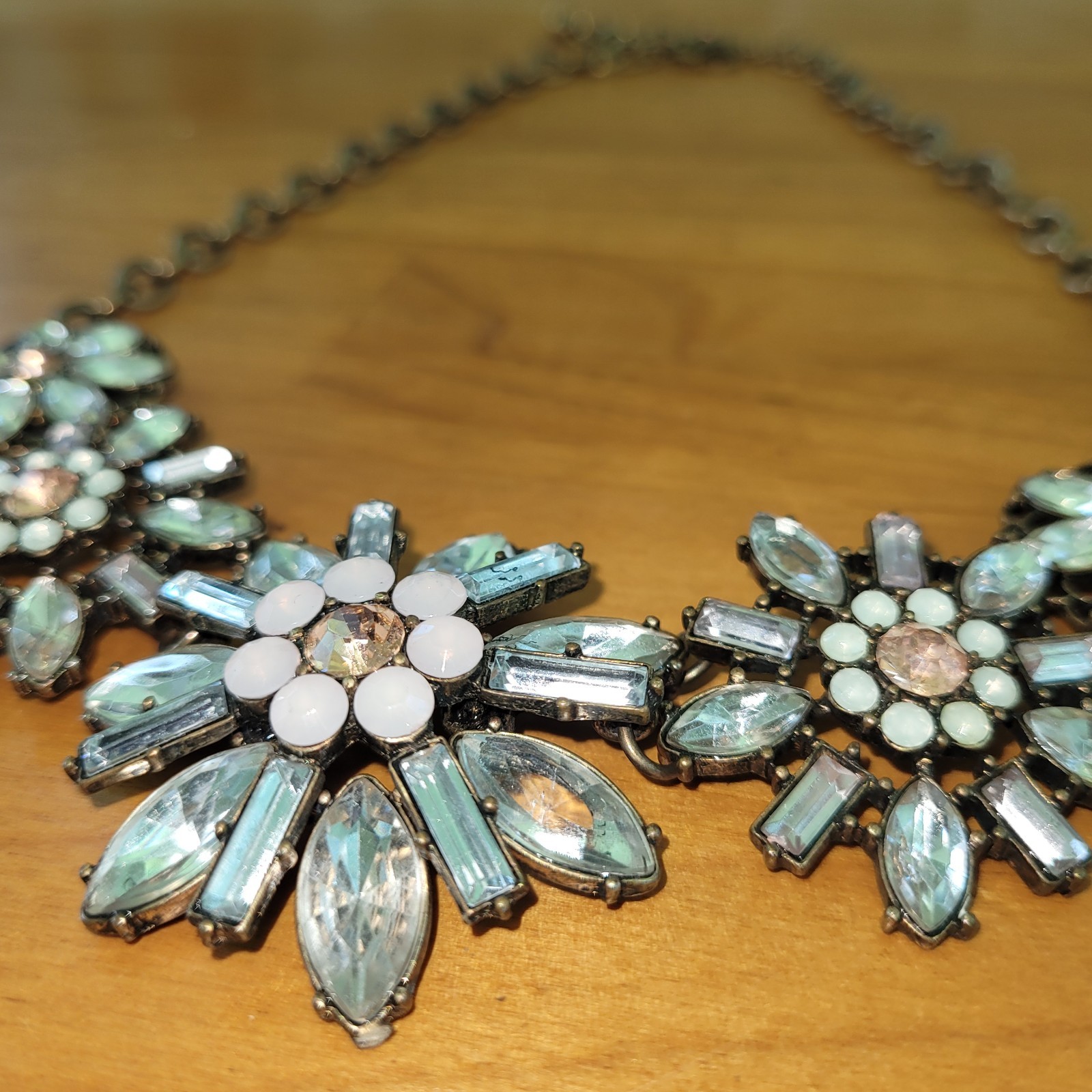 Rhinestone Floral Bib Statement Necklace Gold Tone Crystal Flower Collar