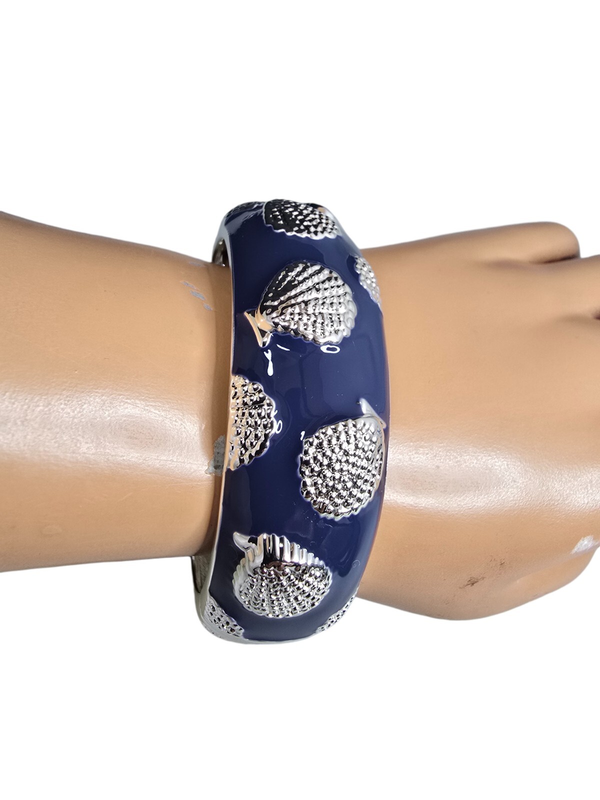 Tommy Bahama Dark Blue Silver Tone Tossed Scallop Enamel Bracelet NWT