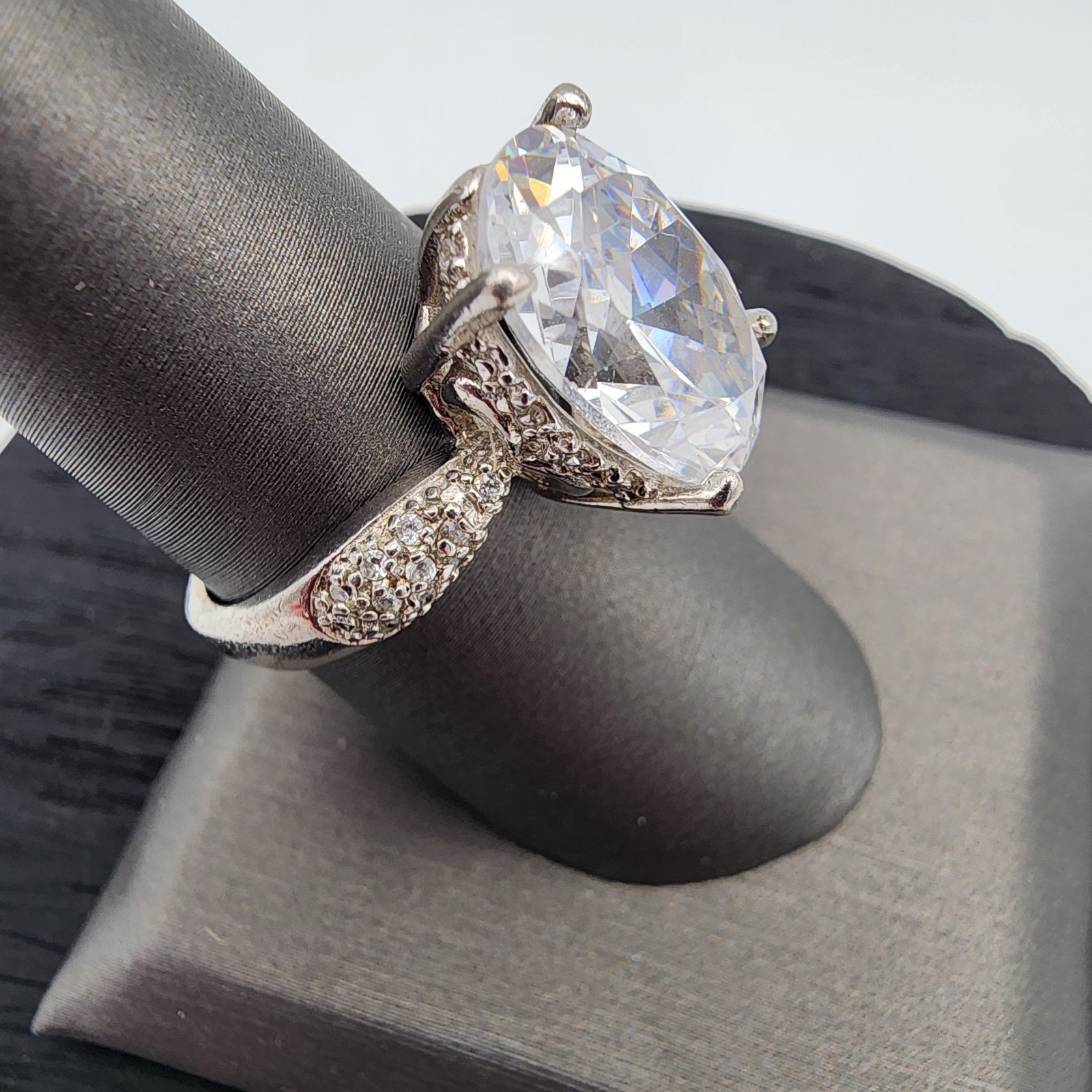 925 Sterling Silver Big Oval Cubic Zirconia Pave Statement Engagement Ring 7.5