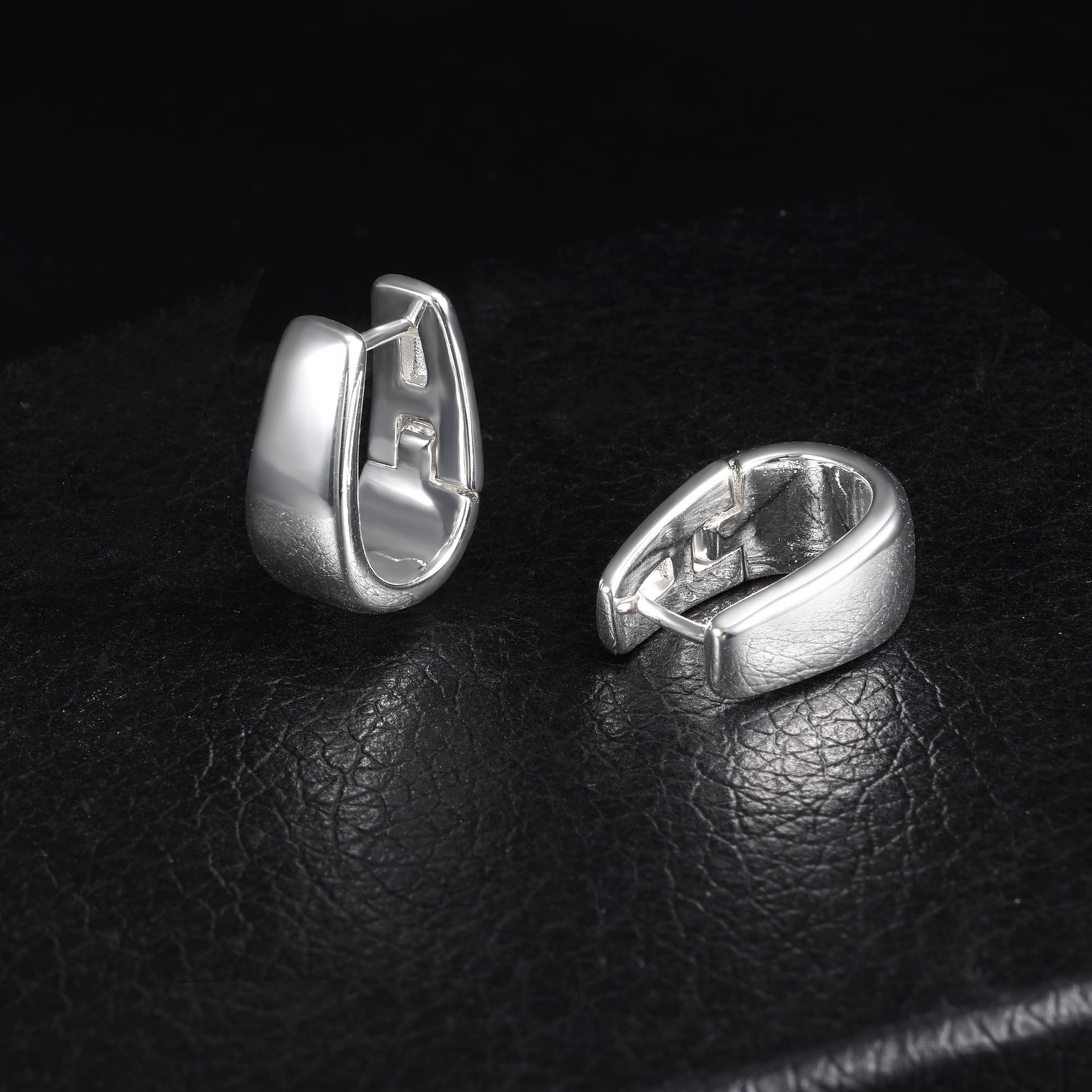 925 Sterling Silver Earrings Small Chunky 13mm x 16.5mm,