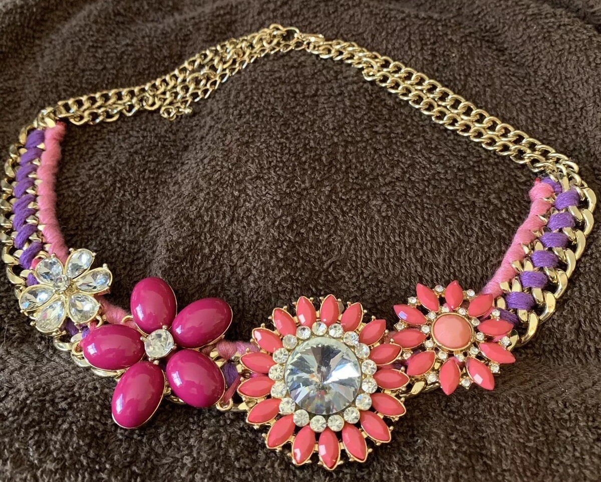 BOLD BOHO FLOWERS Statement Necklace Approx 20” Must See!