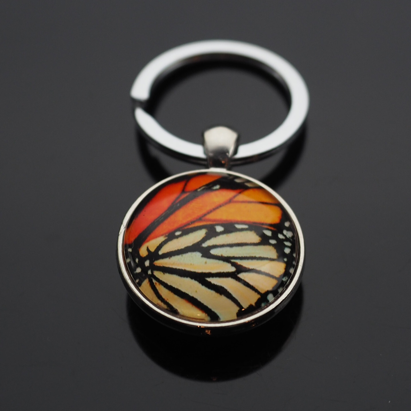 Monarch Butterfly Doubled Sided Picture Glass Cabochon Keychain Key Ring Gift