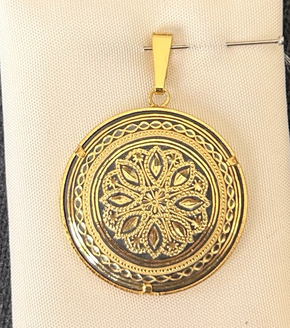 Damascene Handmade Round Medal Pendant, Black & Gold Tone, Toledo Spain