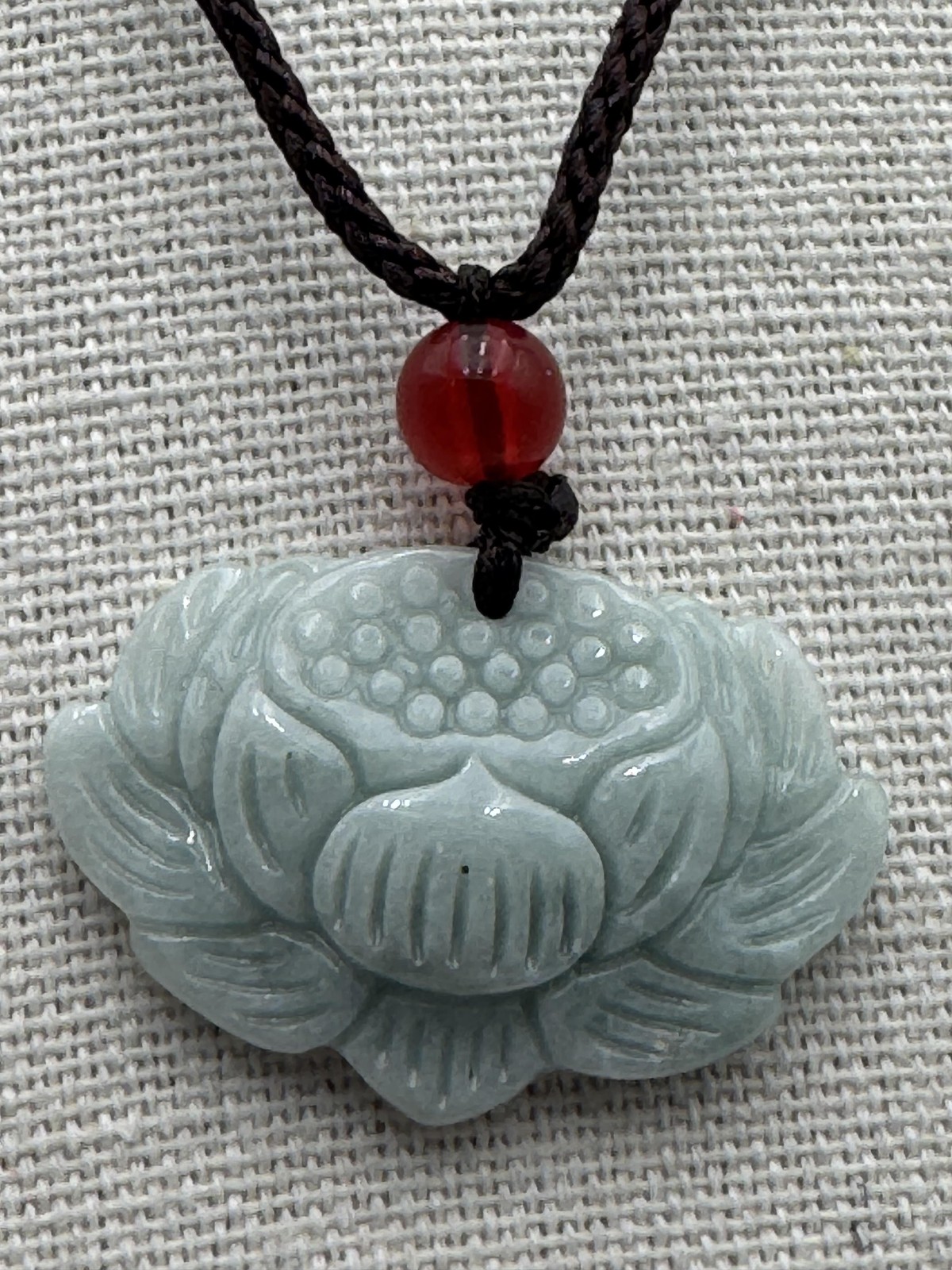 Boho Stone Pendant Necklace Green Carved Lotus Flower Red Bead Cord 28in