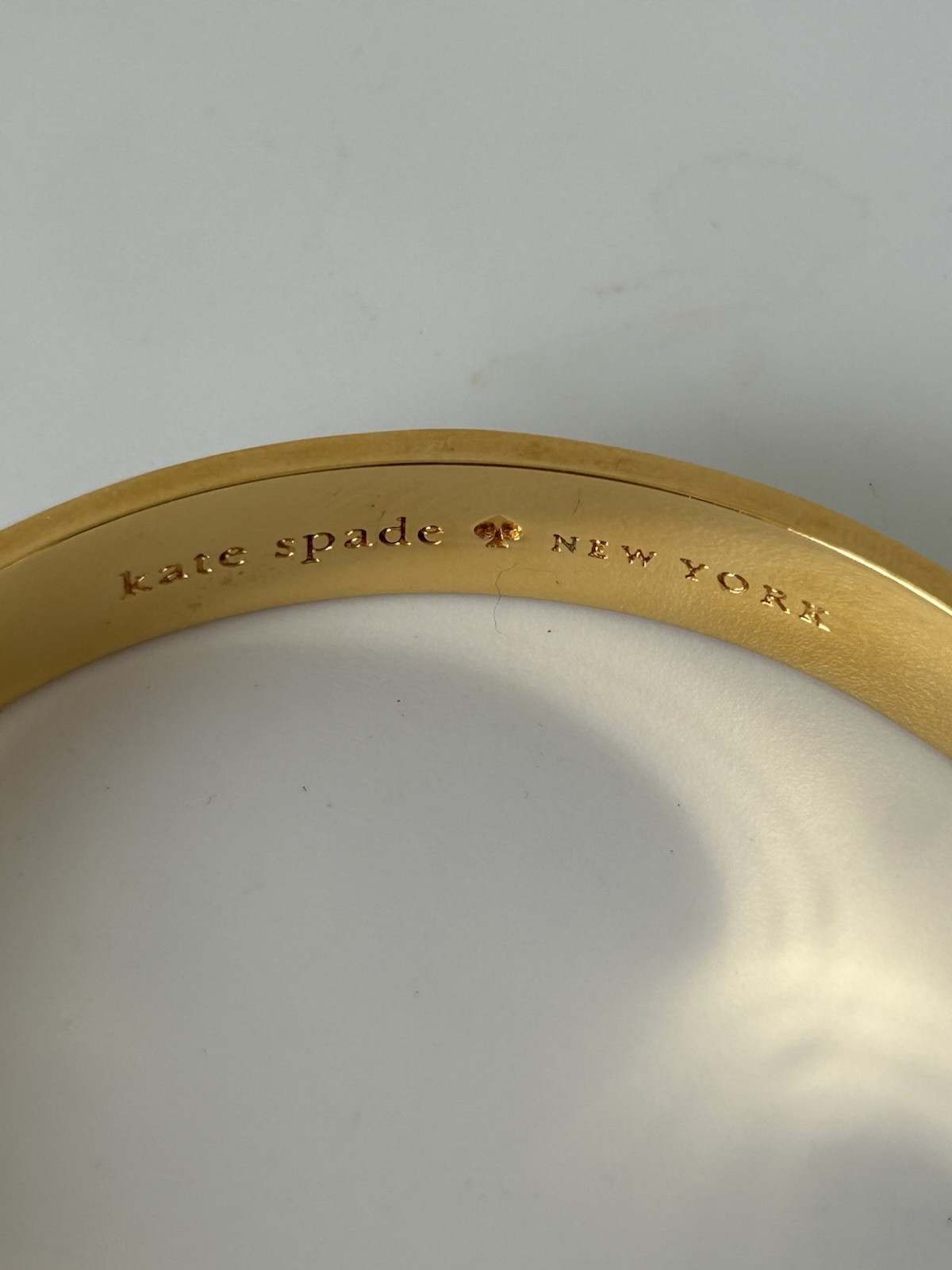 Kate Spade New York Mint Green Enamel Gold Tone Spade Bangle Bracelet 7”