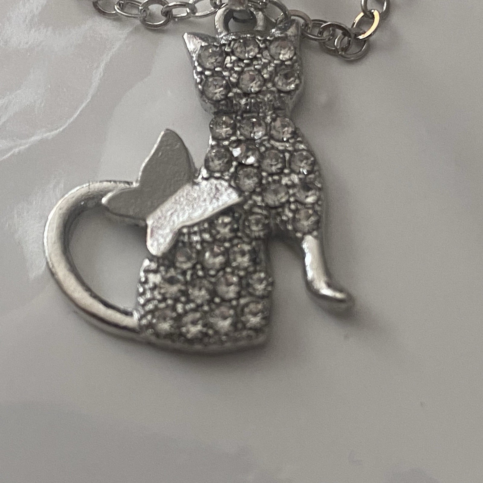 Cat & Butterfly & Clear Rhinestones Silver Tone Pendant On 20” Necklace Chain