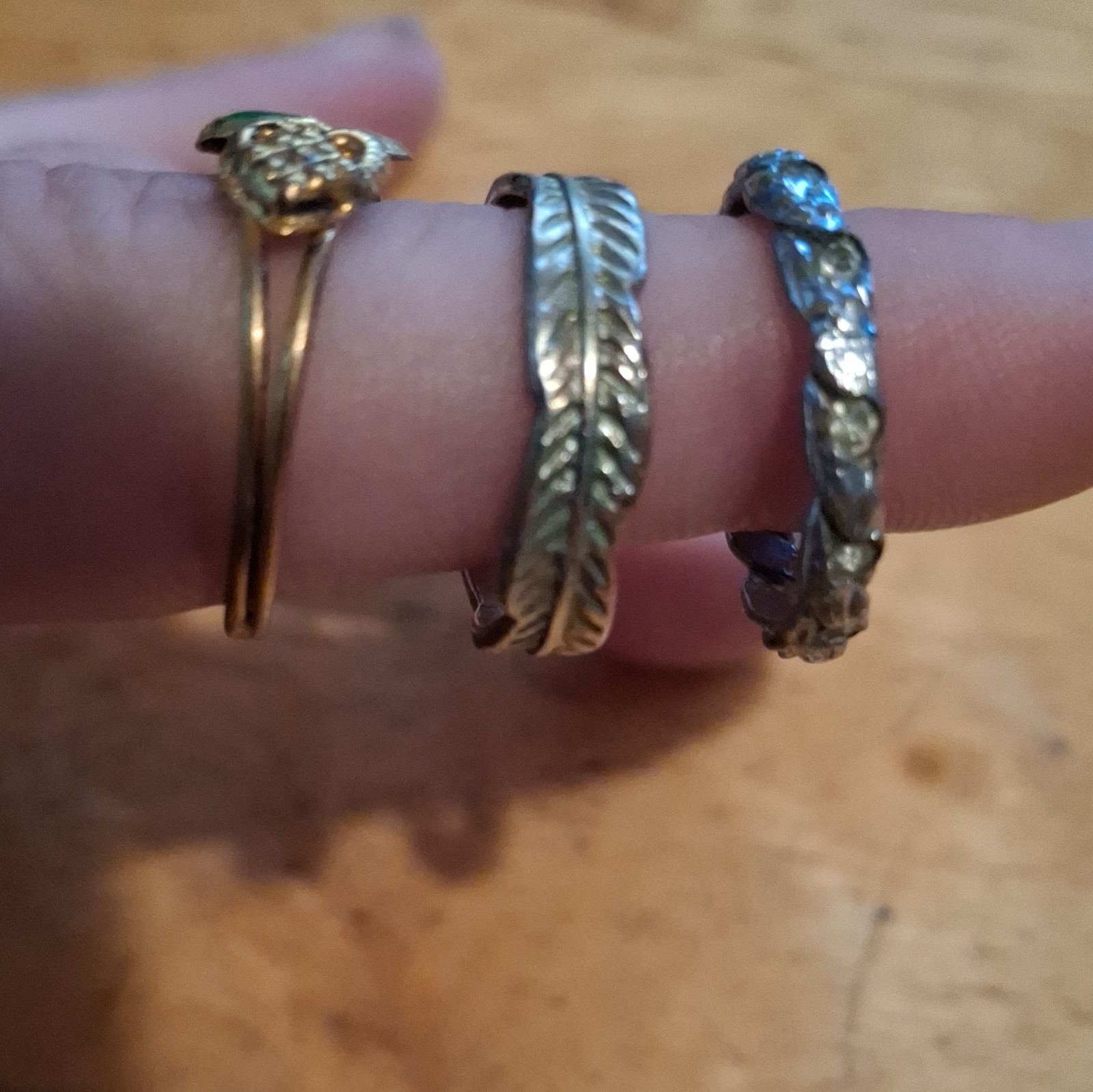 Lot of 3 Rings Size 7 Gold & Silver Tone Band, Leaf Design + Green Accent