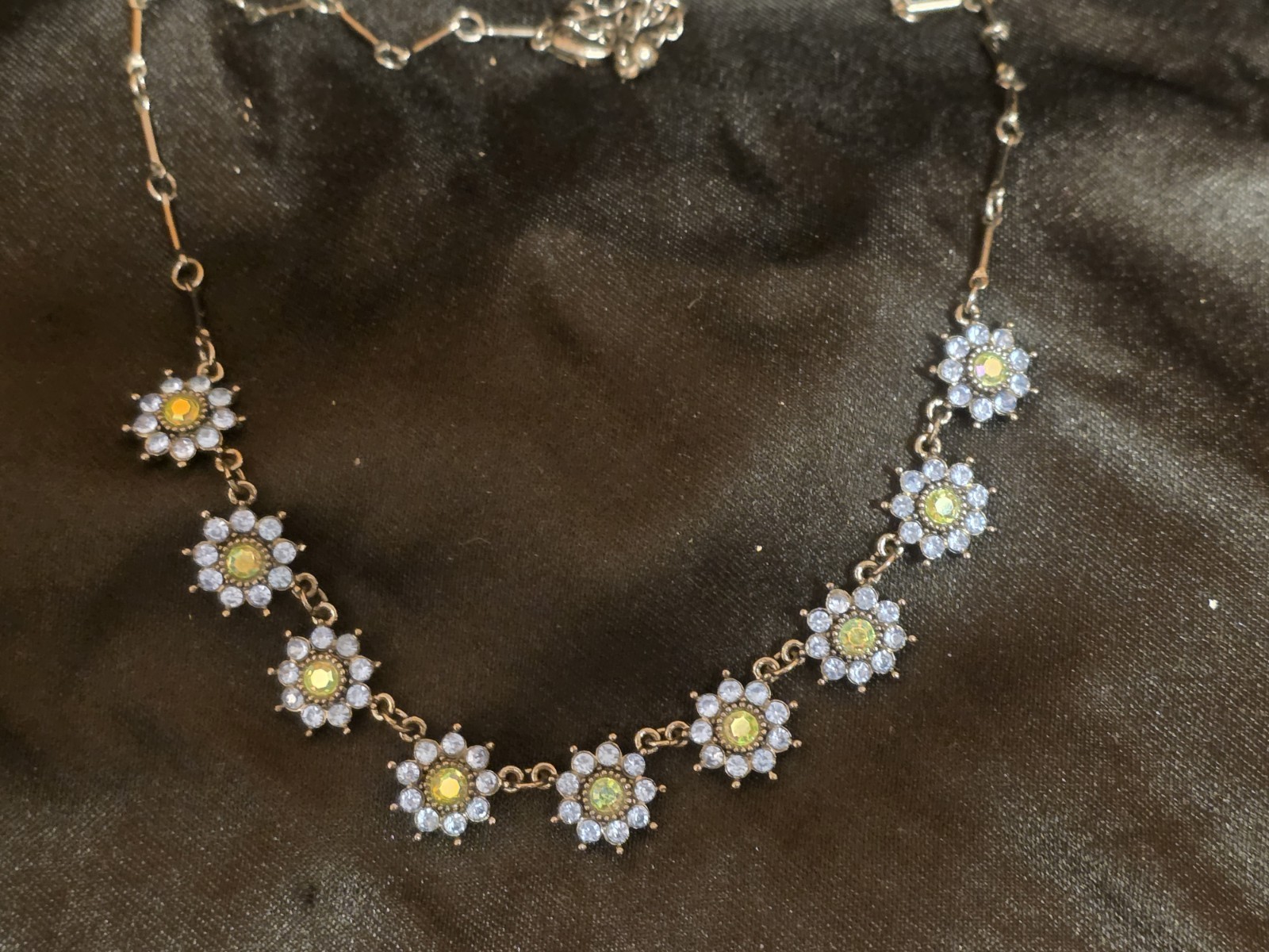 Vintage J. Crew Crystal Daisy Chain Flower Collar Statement Necklace Blue Green