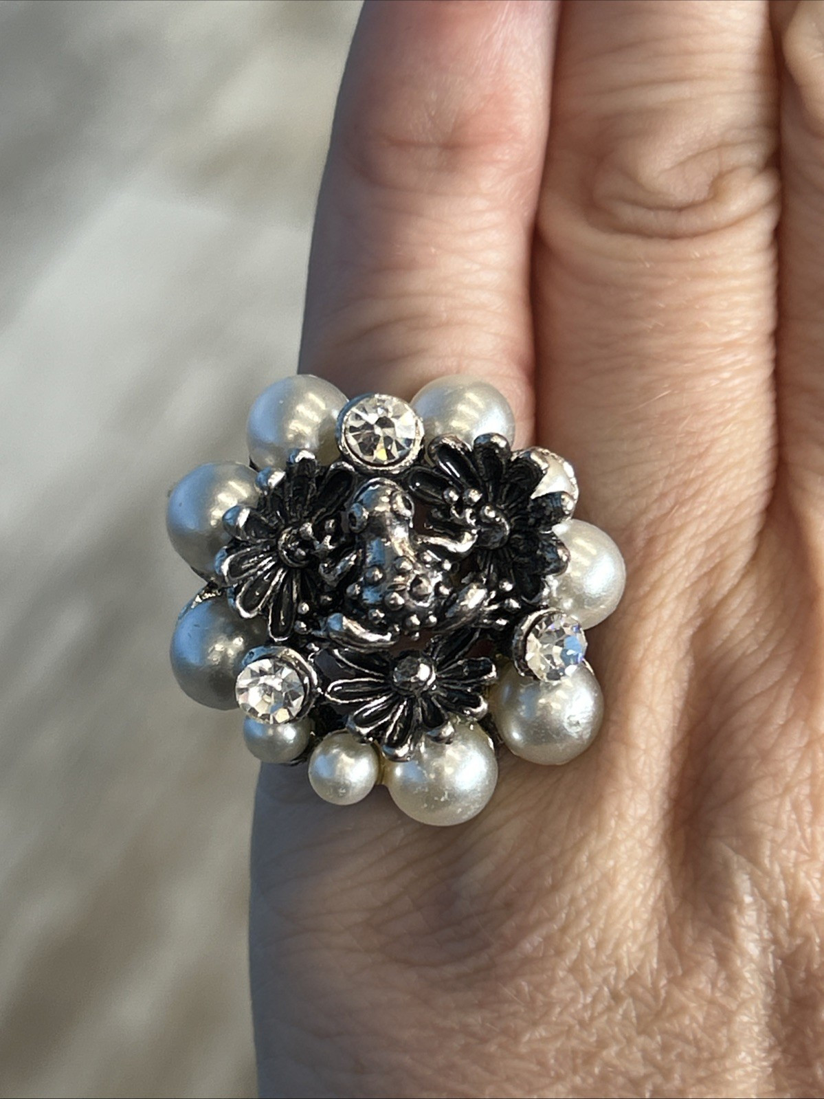 Silver Tone – Frog Ring – Rhinestone Accents – Adjustable Ring ~JJ