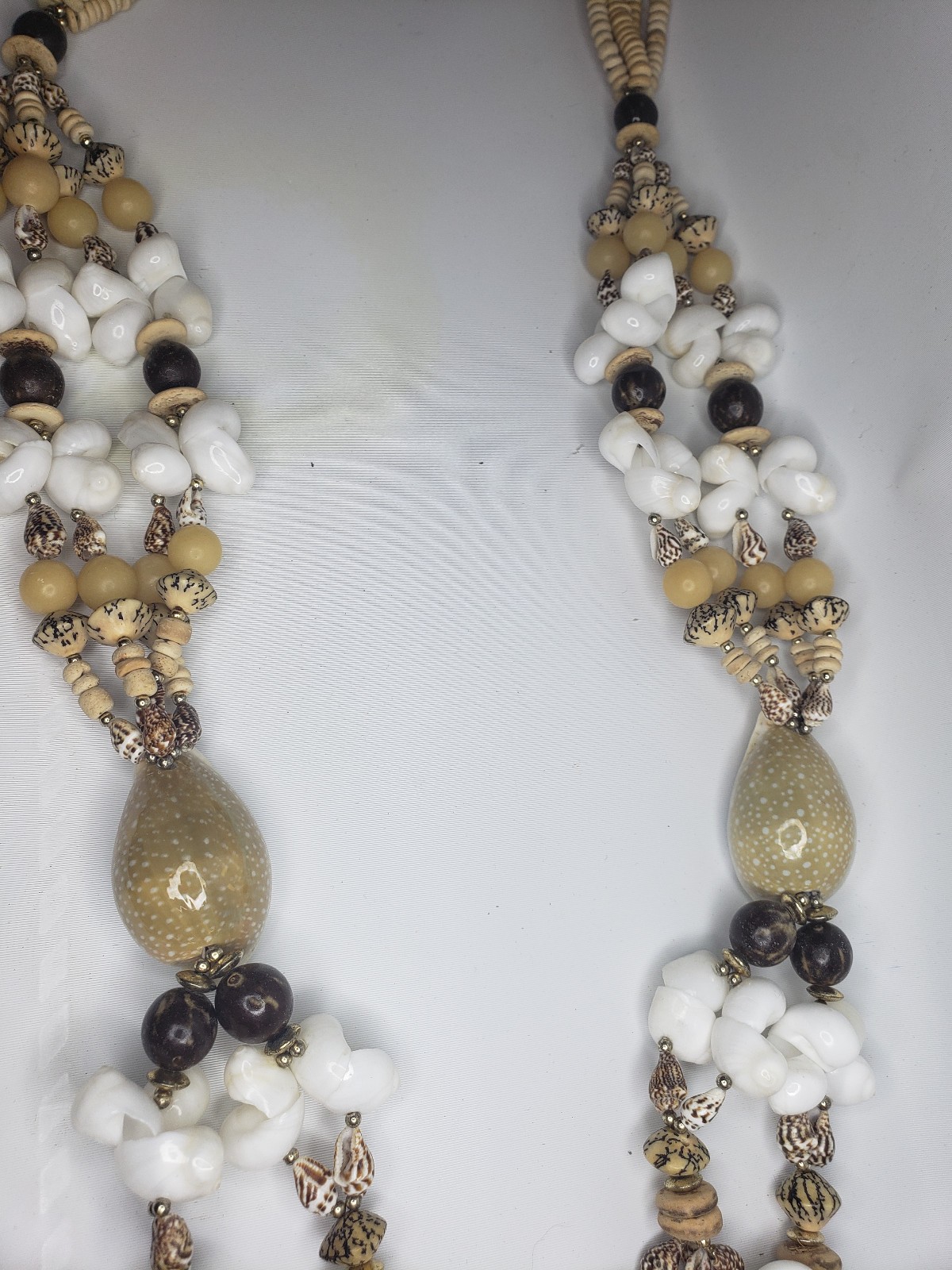Large Cowrie Summer Shell Necklace Coastal Boho Island Style varied shells NICE!