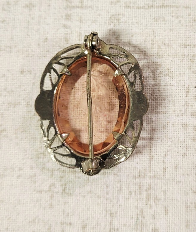 Women’s Silver Broch With Large Pink Pendant Fashion Jewelry NEW *READ*
