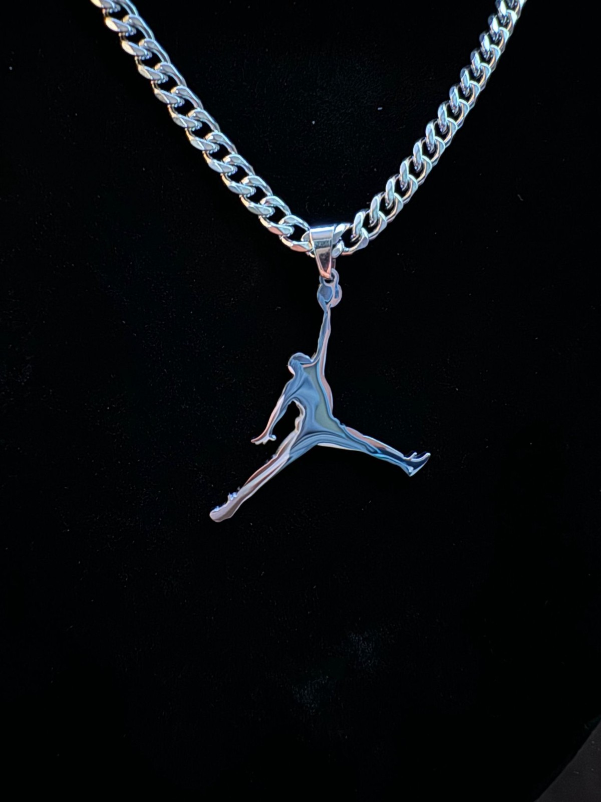 Jordan Necklace – Basketball Necklace – 5mm Cuban – Silver 22″ Chain – NO DUTIES