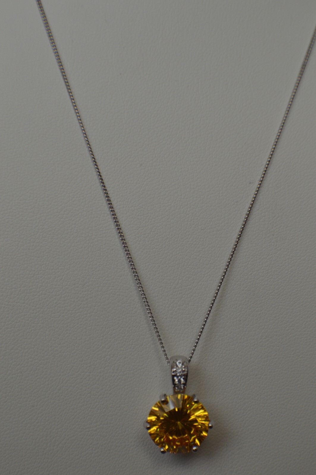 11.50ct Concave Cut Yellow/White Cubic Zirconia Pendant w/18″ Chain 925 S Silver