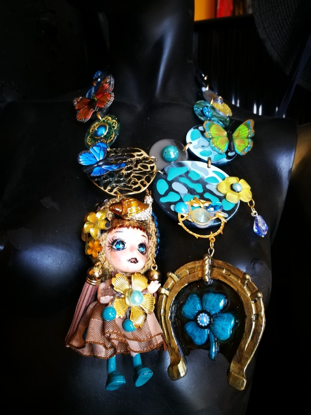 Horse Iron Four-leaf Clover Vintage Doll Head Jewellery Lucky Charm Butterfly