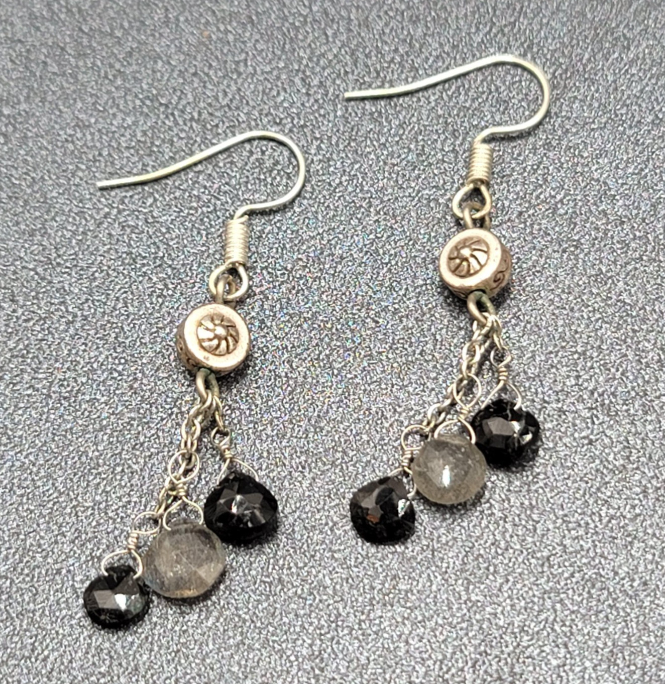 Pierced Earrings Silver tone Black Gray Stones on Dangle Chains 1.25″