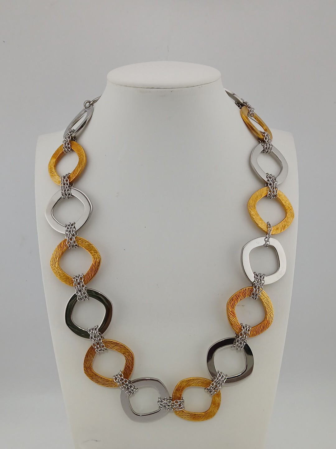 QVC ” Steel by Design ” Textured Smooth tri color Open Square Links Necklace