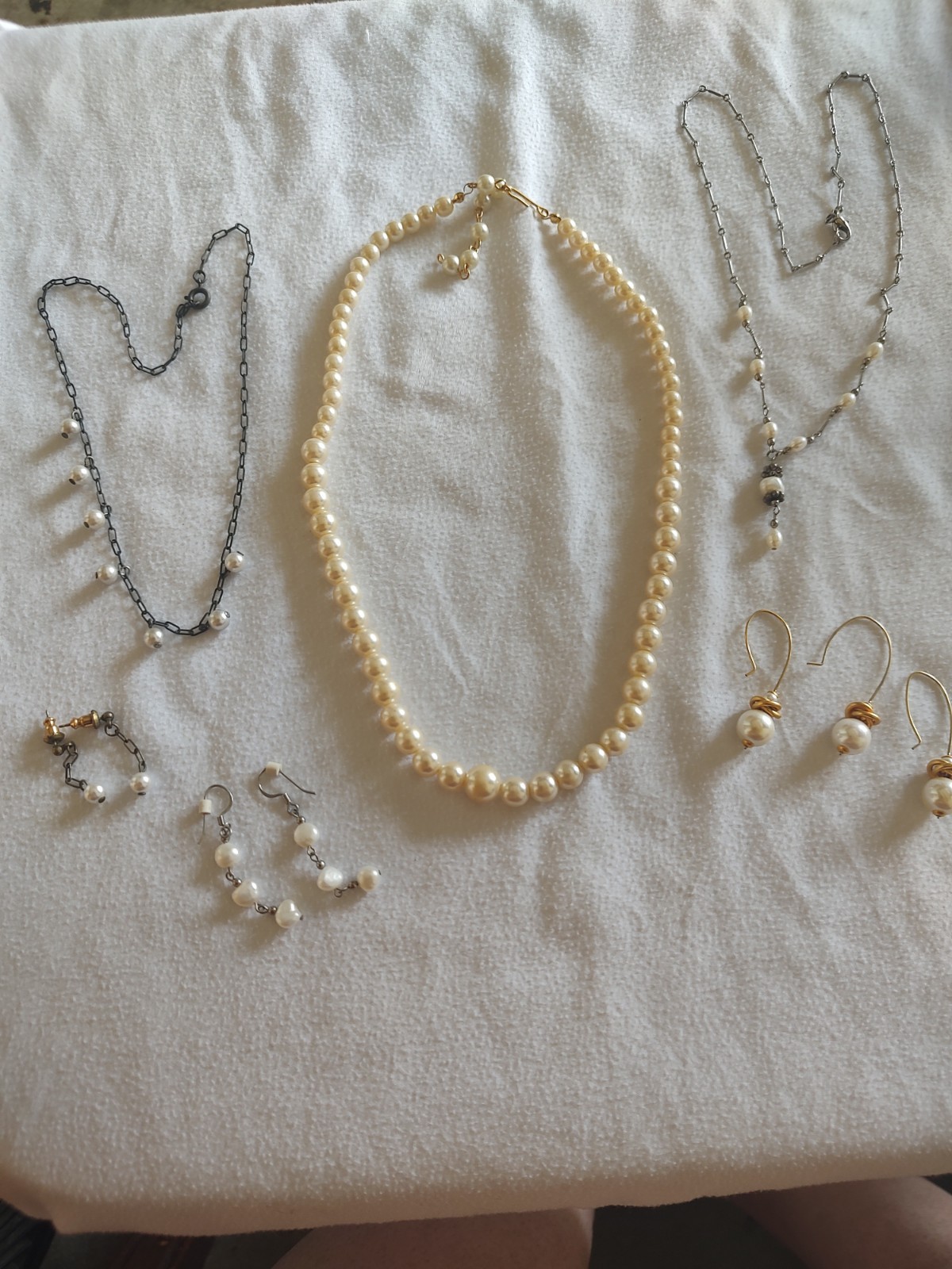 Necklaces/Earrings