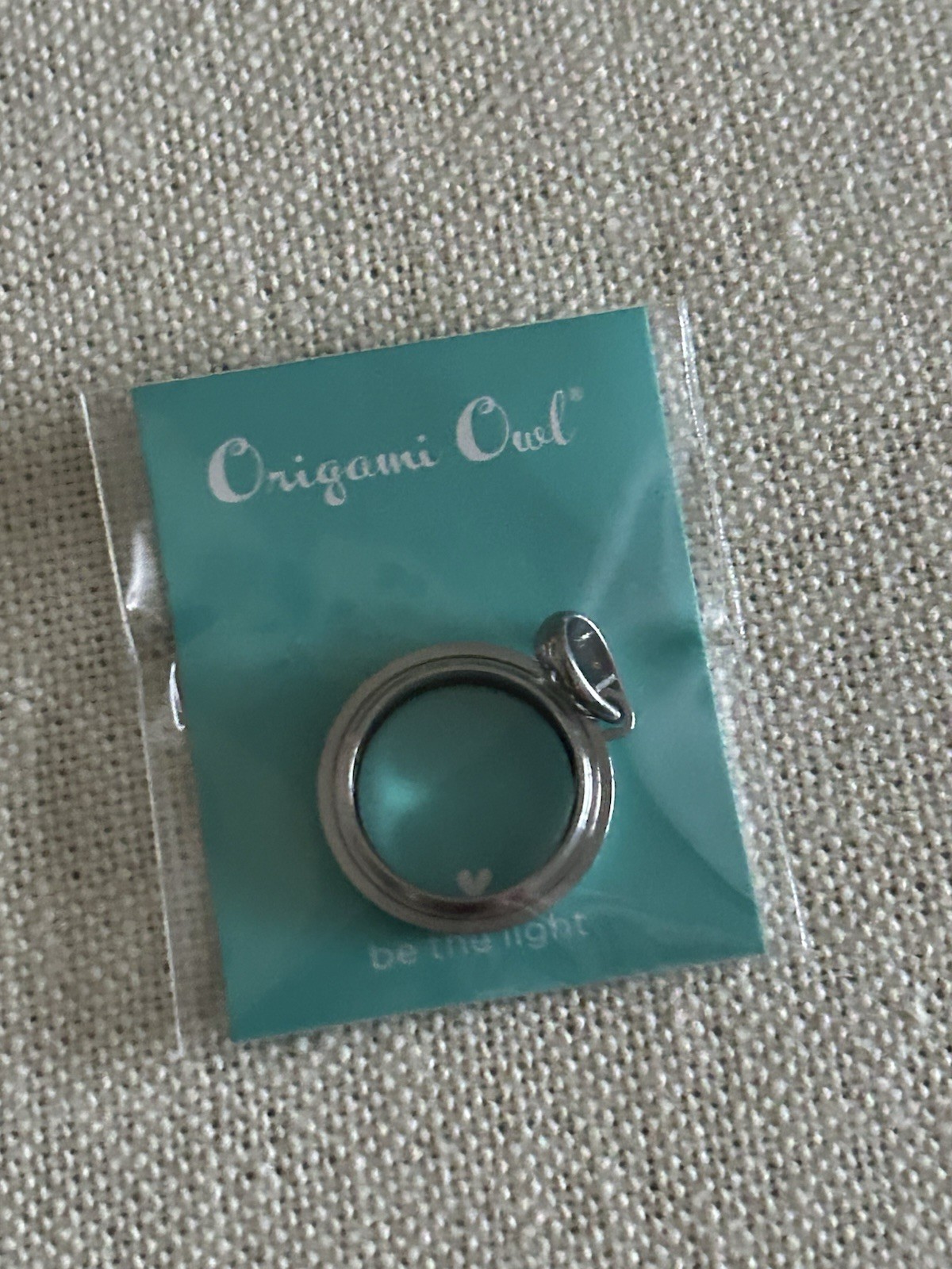Origami Owl LK2010 Silver Petite Twist Locket BASE ONLY w/Swivel Bail “NIP”