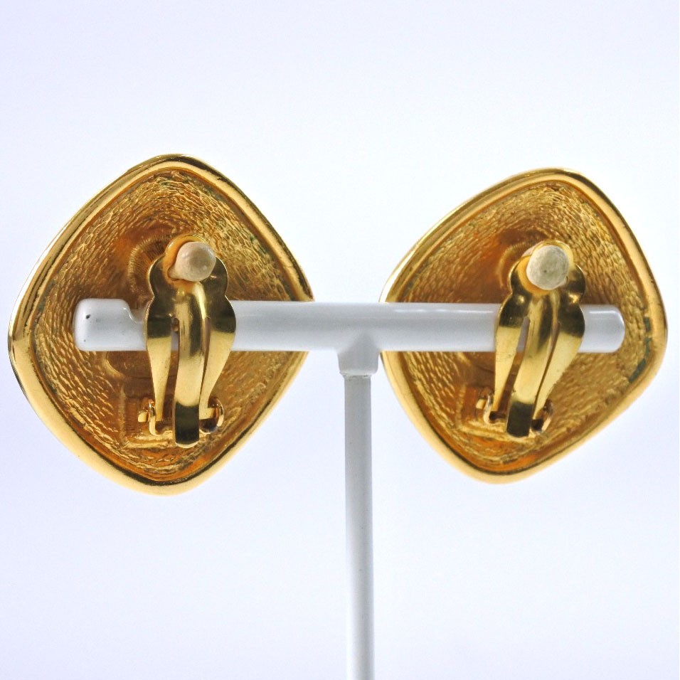CHANEL COCO Mark Earring Rhombus vintage gold Plated Gold Square 30g Women